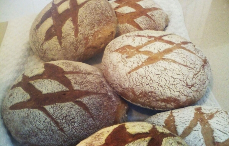 לחם פראנה מרוקאי | במטבח עם עדן הראל וסנדרה